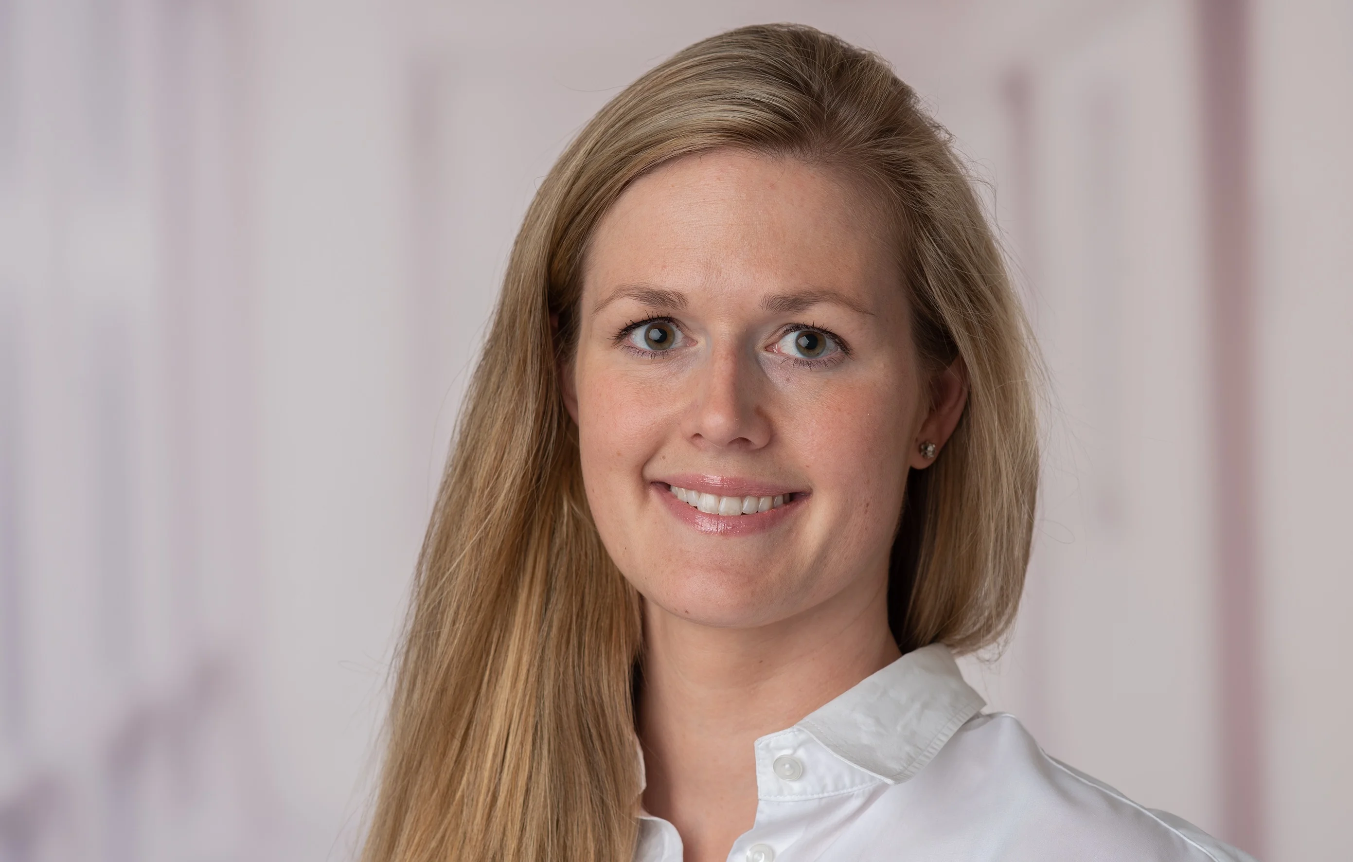 Dr. med. Dr. phil. Sonja Roth